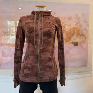 Lululemon Hooded Define Jacket - Camo Print Size 8